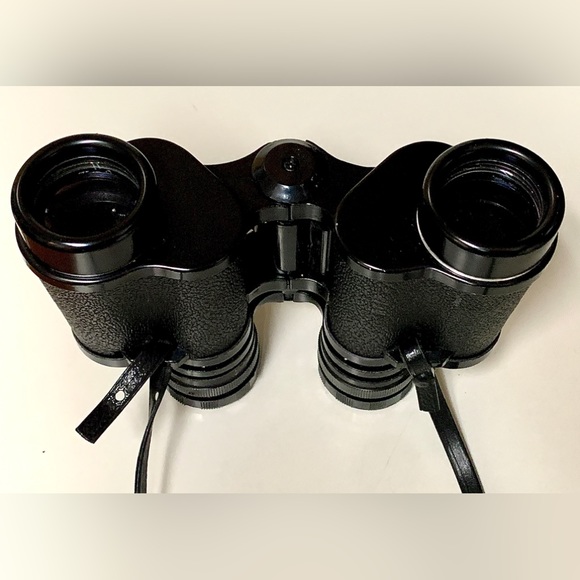 Vintage TASCO ZIP 8 x 30 mm Fully Coated Binoculars in Zippered Carrying Case - Picture 14 of 16